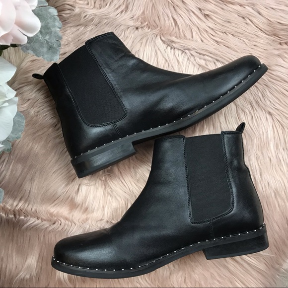 Steve Madden Indya Chelsea Ankle Booties 9.5 EUC - Picture 2 of 8